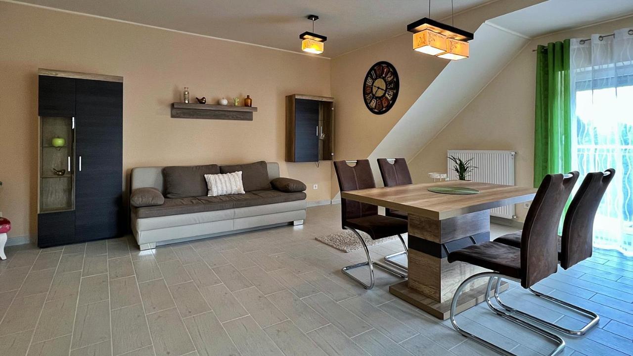 Gardencity Apartmanhaz Gyor Luaran gambar