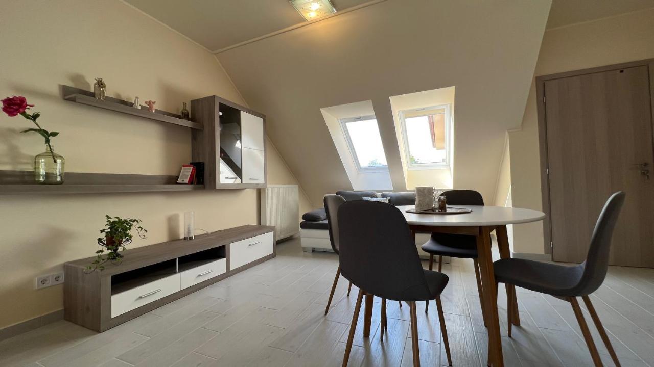 Gardencity Apartmanhaz Gyor Luaran gambar